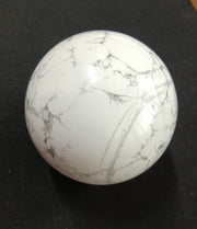 Howlite ball